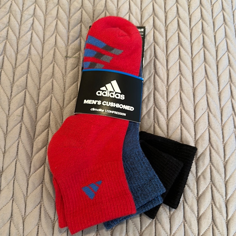 Adidas Men’s Cushioned Quarter Socks size 6-12